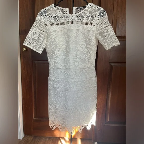Gianni Bini | Dresses | Gianni Bini White Lace Short Sleeve Dress | Poshmark